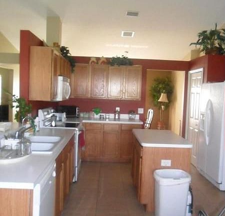 4th image of 10474 Bloomfield Hills Dr