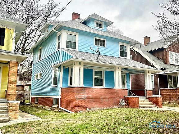 3rd image of 2845 N Rockwood Pl