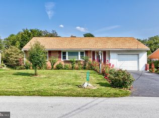 601 Bermuda Rd, Lancaster, PA 17603