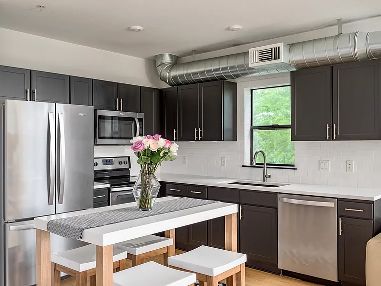 2034 W 31st Ave — Photo 10