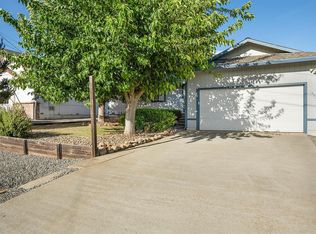 19220 Coyle Springs Rd, Hidden Valley Lake, CA 95467