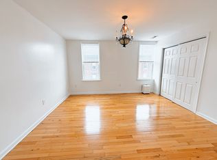 2138 S 15th St #3, Philadelphia, PA 19145