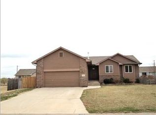 533 E Allison Dr, Cheney, KS 67025