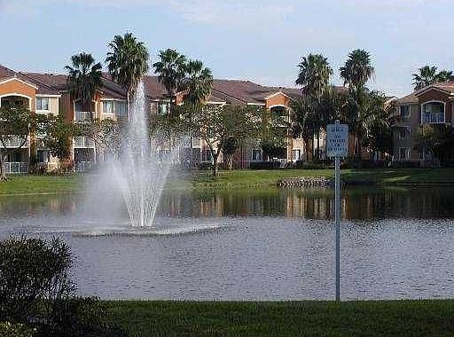 LAKE & FOUNTAIN 