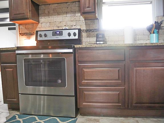 4th image of 3806 Bowie Ave