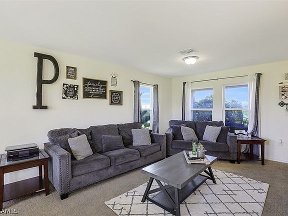 4th image of 1206 NE 14th Place Cpe