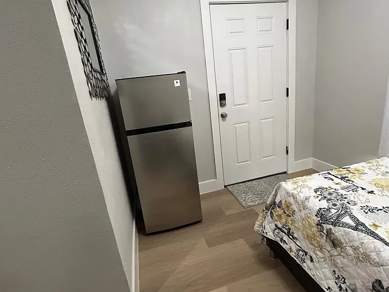 2130 Redleaf Dr — Photo 15