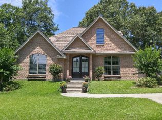 6557 Highway 11, Carriere, MS 39426