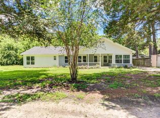 327 Camp Lillie Rd, Humble, TX 77346