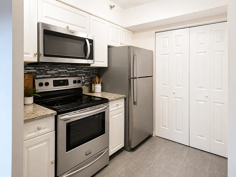 1731 Beacon St #U316 — Photo 11