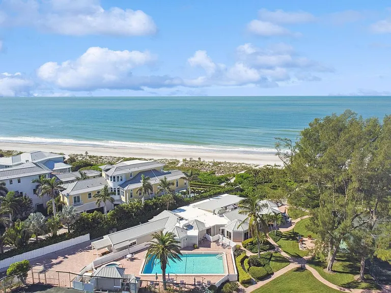 5055 Gulf Of Mexico Dr #1-ID1590856P — Photo 18