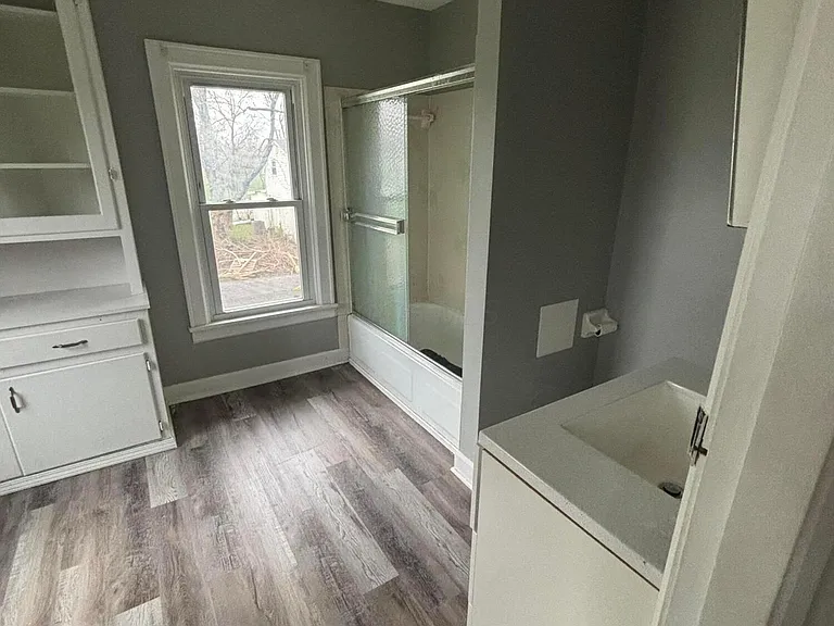 1690 Dyer Rd — Photo 7