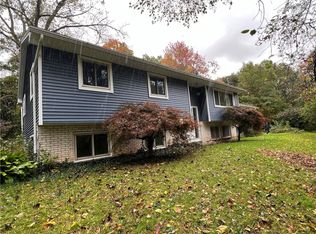 1034 Vienna Rd, Palmyra, NY 14522