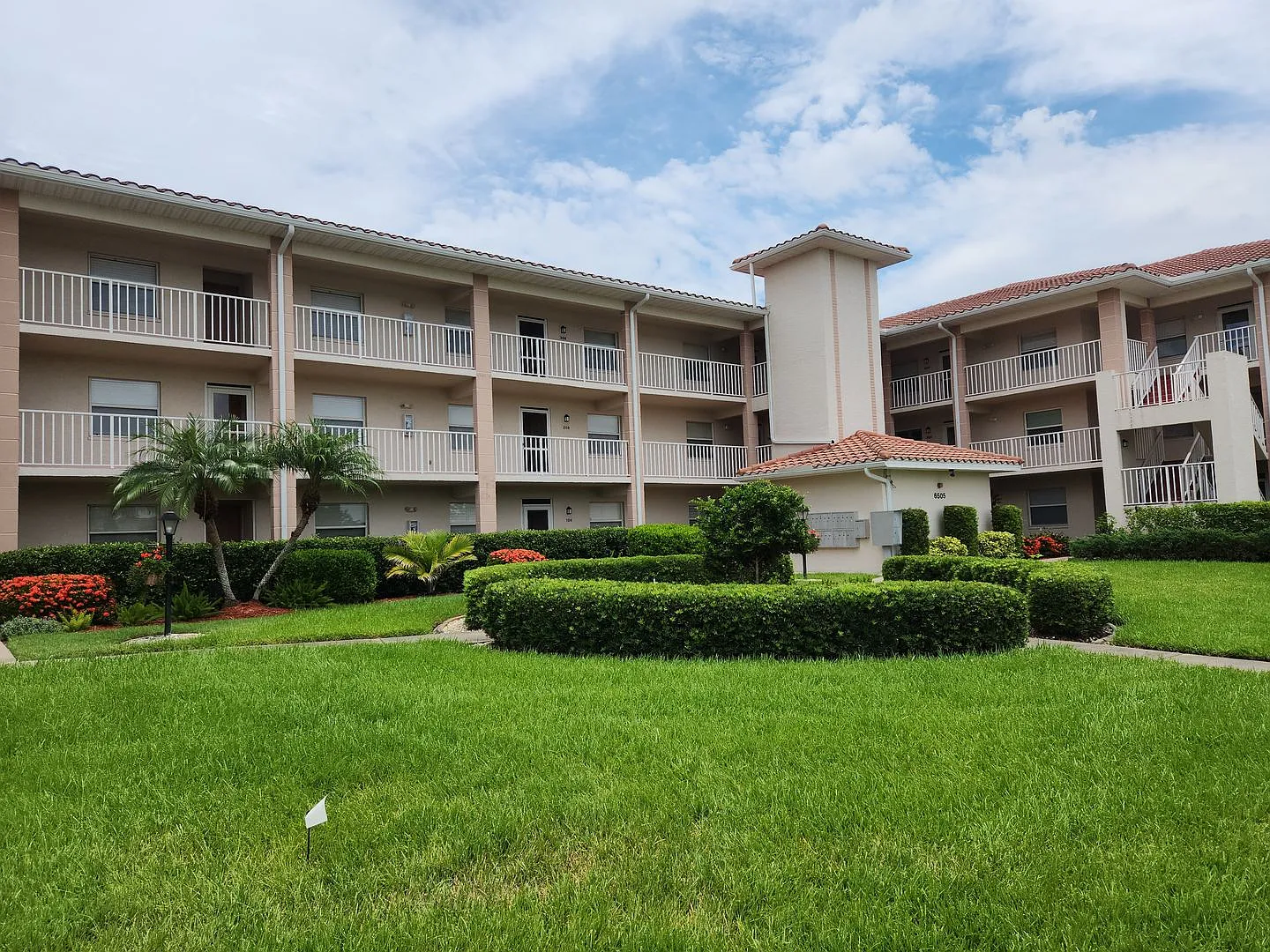 6501 Stone River Road Unit 303 — Photo 1