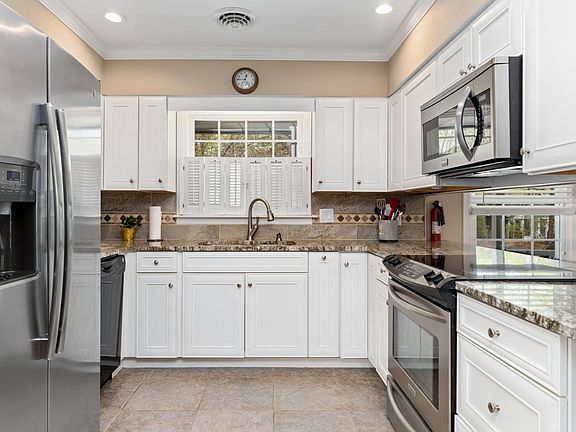 3rd image of 3014 Lanier Ln