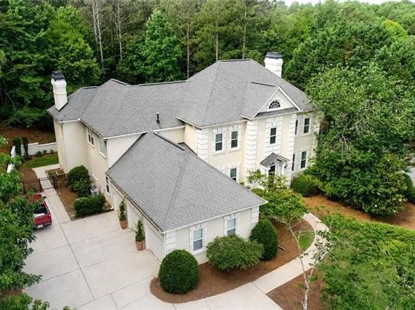 3610 Mansions Pkwy, Berkeley Lake, GA 30096