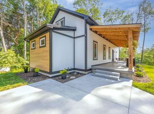 8202 Red Fox Rd, Stanwood, MI 49346