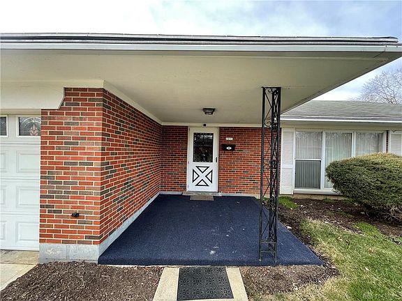 2nd image of 2651 Marchmont Dr