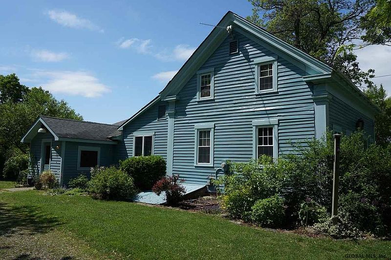 3rd image of 14 CENTER WHITE CREEK Lane