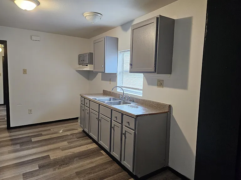 5521 Wickfield Dr — Photo 5