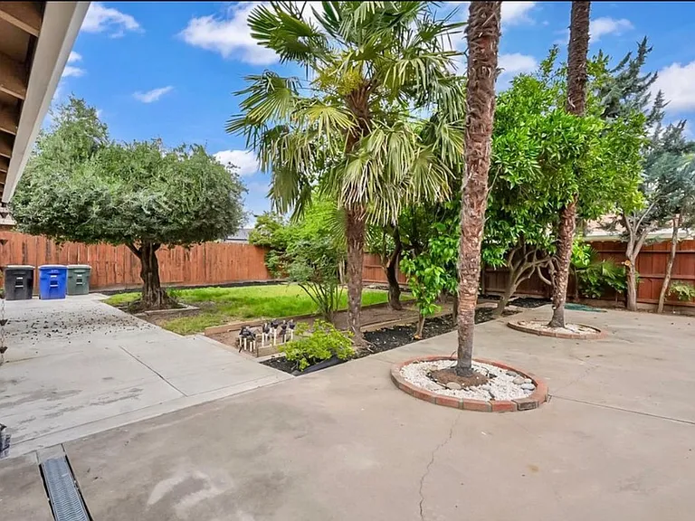 3004 Stafford Way — Photo 8