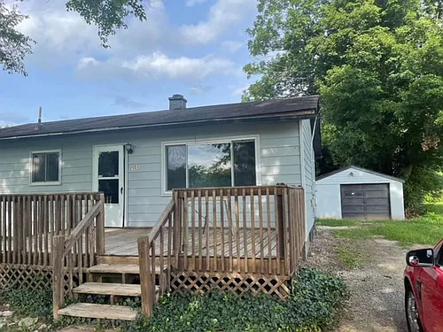301 Knox Ave Photo 1