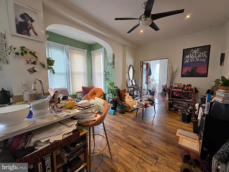 4043 Spring Garden St #2F — Photo 3