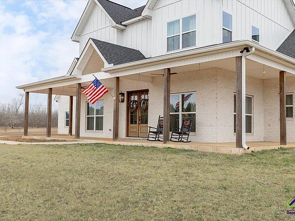 4th image of 701 Pitts Rd