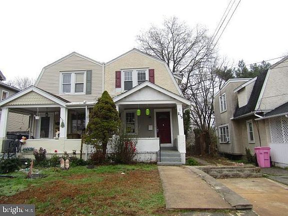 2nd image of 215 Seminole Ave