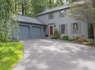 8763 Blue Heron Cir, Baldwinsville, NY 13027