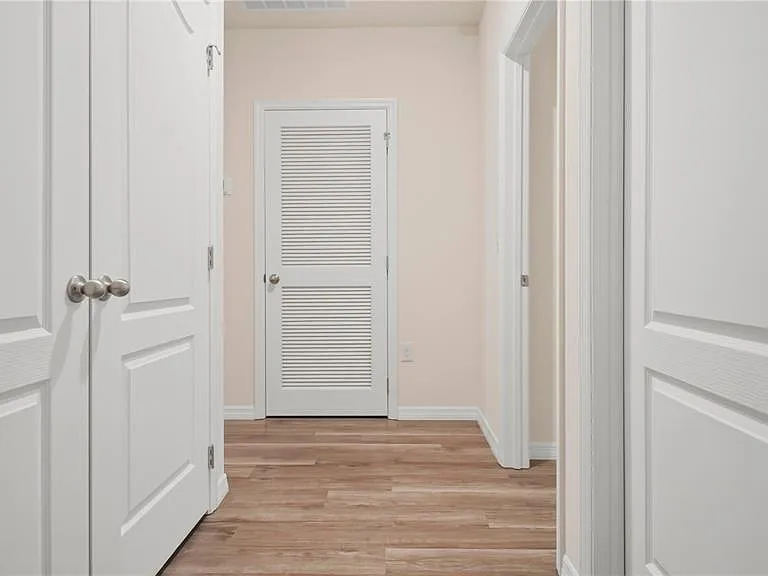 1311 Tallowwood Ln — Photo 21