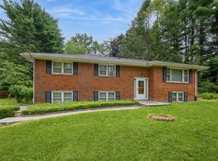 77 Lyndon Rd, Fishkill, NY 12524