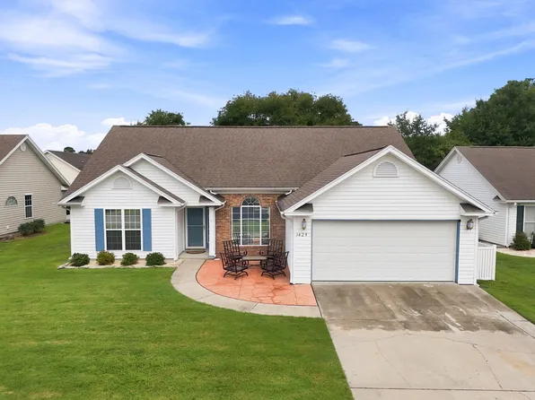 1429 Ashton Glenn Dr, Surfside Beach, SC 29575