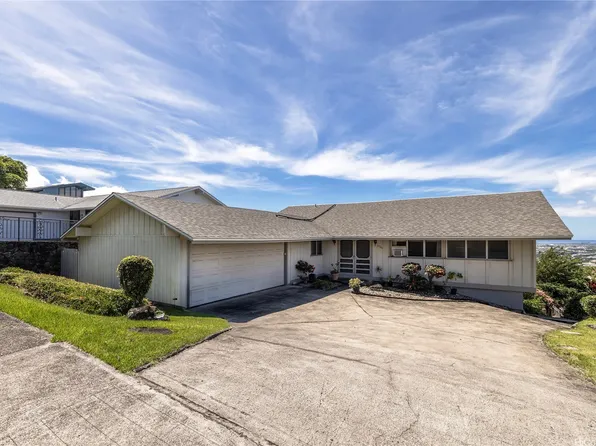 98-1015 Kaonohi St, Aiea, HI 96701