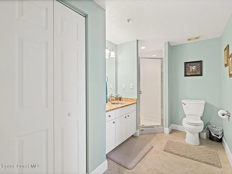 601 Shorewood Dr #G505 — Photo 29