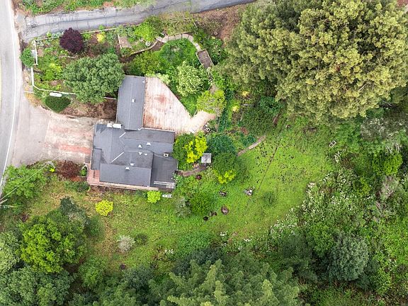 5th image of 380 Glen Canyon Rd