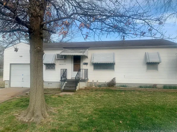 7104 E 8th St, Tulsa, OK 74112