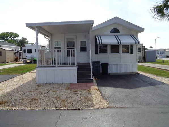 11539 Vernon Ave, Pt Richey, FL 34668