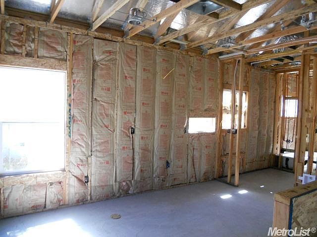 2nd image of 3768 4th Ave