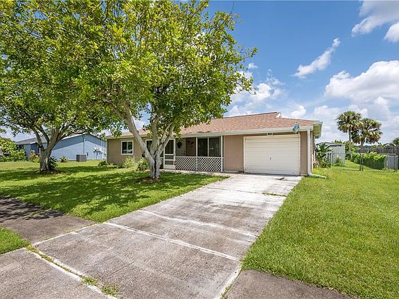2nd image of 5488 Kenwood Dr