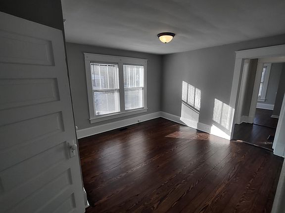 5th image of 1616 Trogdon St