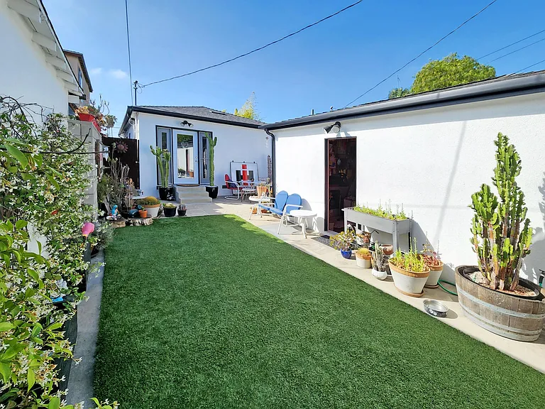 12714 Short Ave — Photo 25