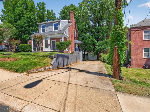 5306 Tilden Rd, Bladensburg, MD 20710