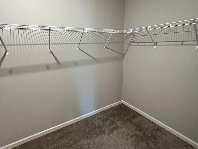 514 Curry Dr — Photo 18