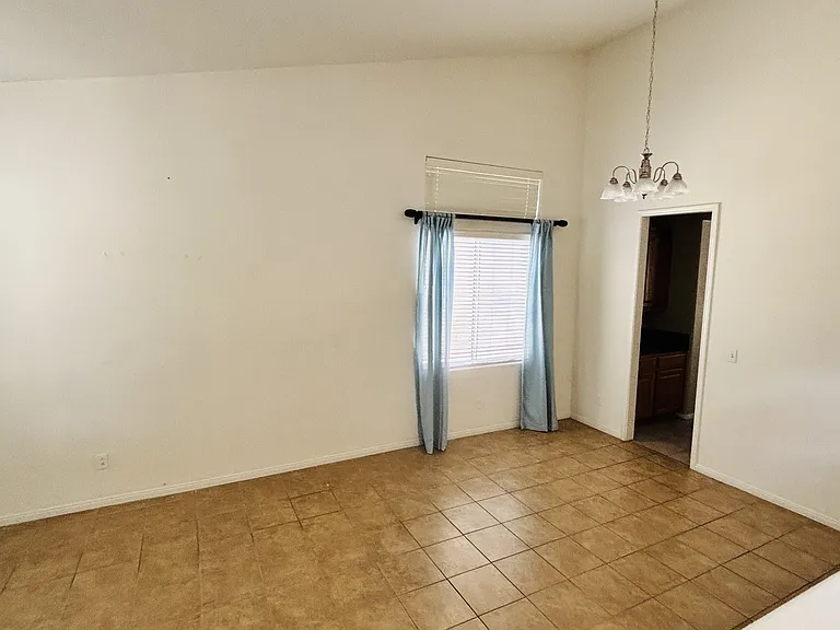 2316 Tedesca Dr — Photo 2
