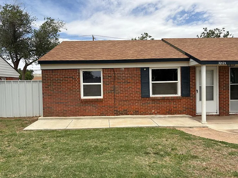 3212 W Kansas Ave — Photo 1