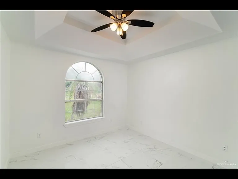 6911 Buena Vista Dr — Photo 7
