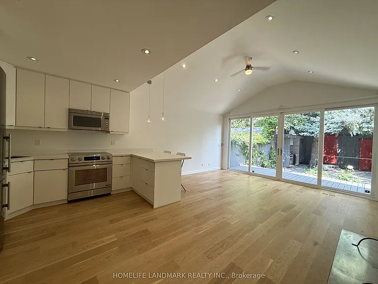 80 Rockwell Ave #1 — Photo 14
