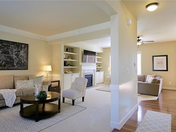 2nd image of 5271 S 285th St