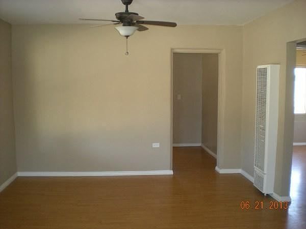 Front Unit Living room
